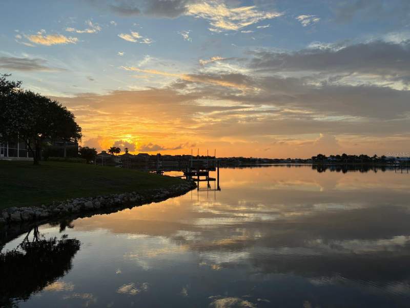 4 bedroom Single Family Residence at 435 Manns Harbor Drive, Mirabay Ph 3A-1, Apollo Beach — photo 5