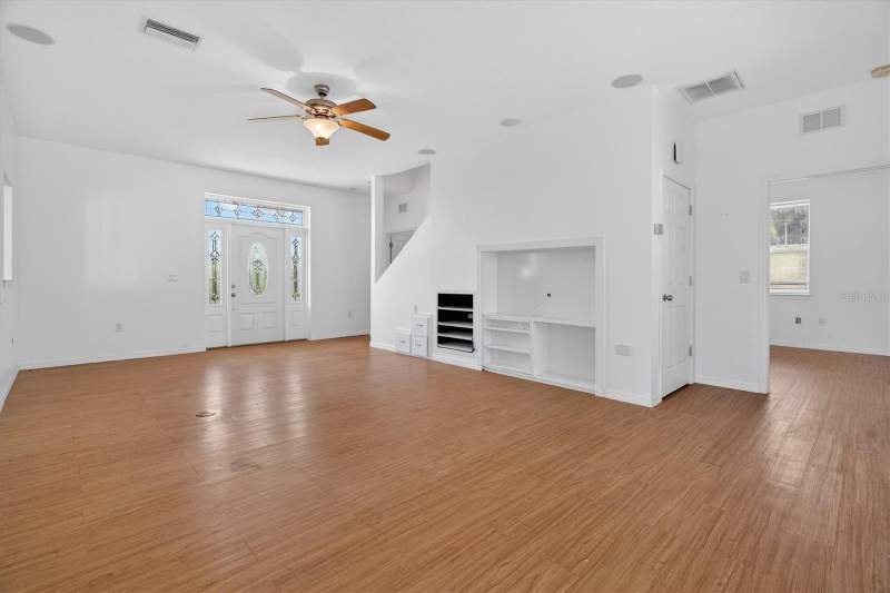 4 bedroom Single Family Residence at 38327 Hamrich Drive, Zephyrhills Colony Co, Dade City — photo 5