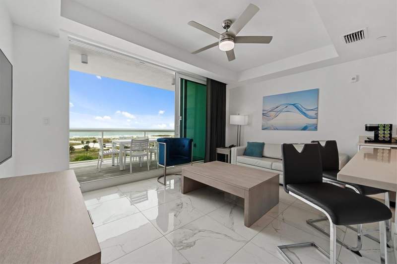 2 bedroom Condo - Hotel at 11500 Gulf Boulevard #610, Ocean Club Treasure Island A Resort Condo, St Petersburg — photo 5
