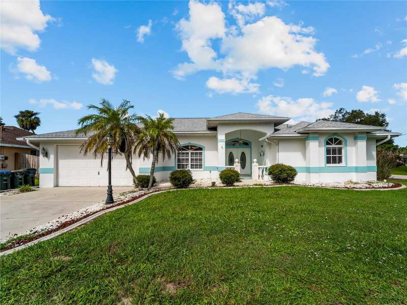 3 bedroom Single Family Residence at 4009 Atwater Drive, Port Charlotte Sub 22, North Port — photo 1