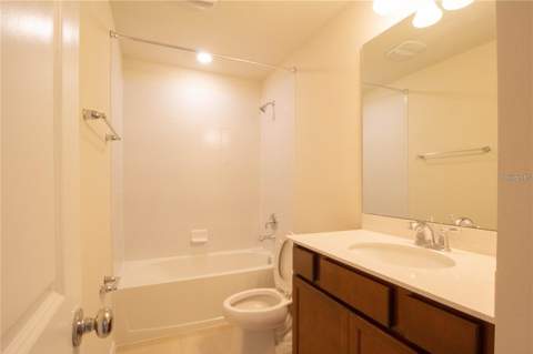 10355 Folly Beach Road, Orlando FL - photo 13 of 19