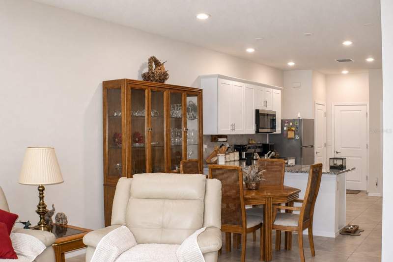 2 bedroom Townhouse at 19657 Shady Oak Drive, Oakstead Tonnbones, Land O Lakes — photo 4