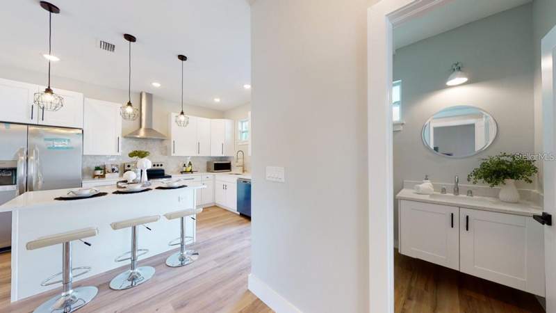 5 bedroom Single Family Residence at 5101 12th Avenue, Woodlawn Sub, St Petersburg — photo 5