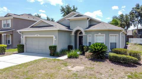 906 Dorset Place, waterfront for sale in Davenport