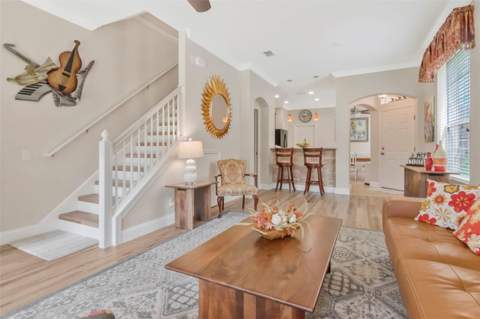 4111 Bismarck Palm Drive, Tampa FL - photo 6 of 6