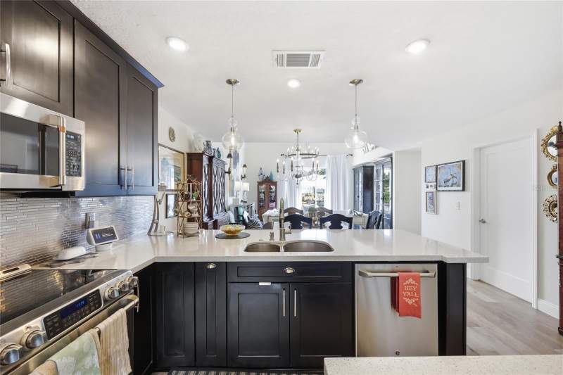 3 bedroom Single Family Residence at 2909 Somersworth Court, Pembrooke, Orlando — photo 5