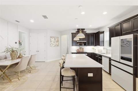2599 Nouveau Way, Kissimmee FL - photo 9 of 36