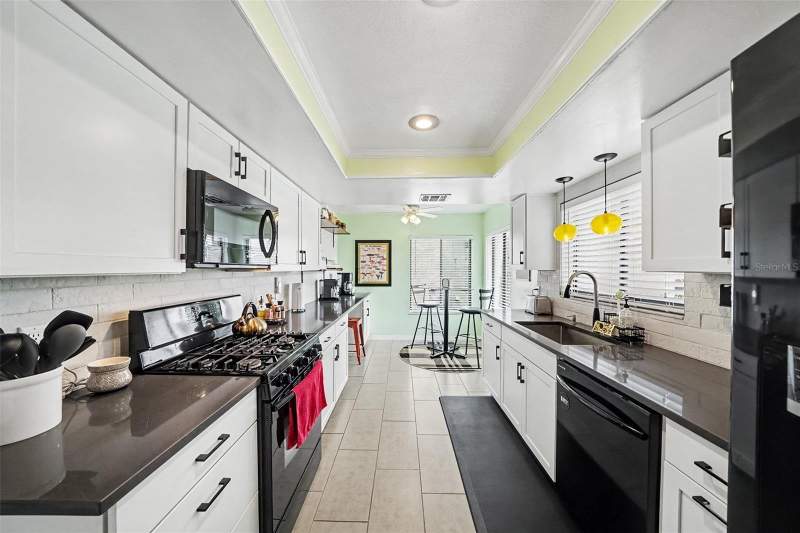 3 bedroom Single Family Residence at 144 SPOONHOUR DRIVE, SAUSALITO SEC 4, CASSELBERRY — photo 3