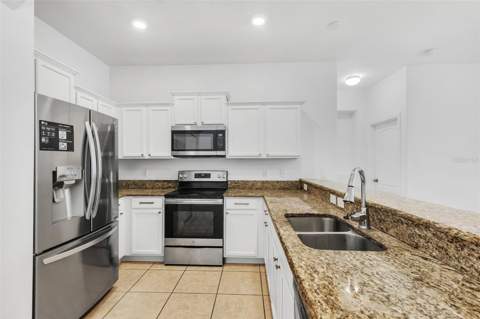 3610 Rodrick Circle, Orlando FL - photo 9 of 38
