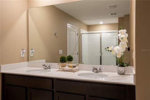 5228 Worchester Drive, Kissimmee FL - photo 10 of 19