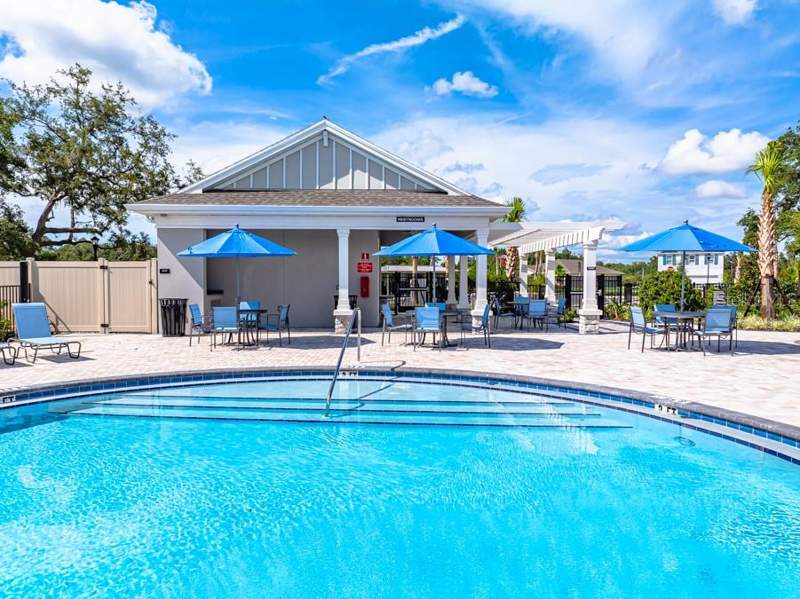 3 bedroom Single Family Residence at 12218 Wispy Clouds Way, Palm Wind, Hudson — photo 3