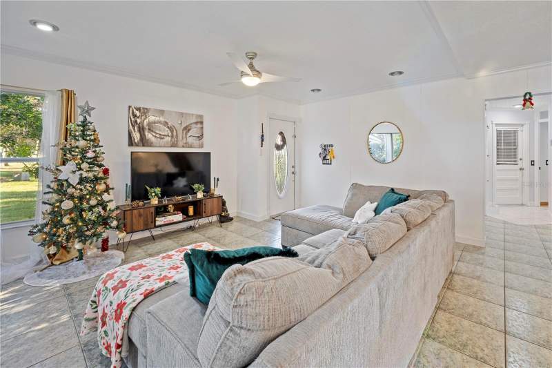 3 bedroom Townhouse at 2649 ALBION AVENUE, ROCKET CITY, ORLANDO — photo 5