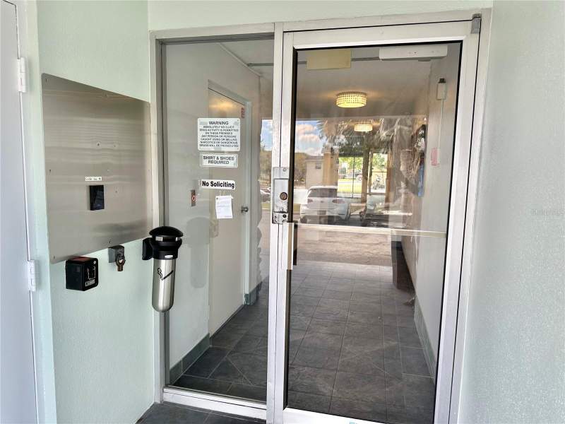 1 bedroom Condominium at 100 Waverly Way #302, Waverly Towers Condo, Clearwater — photo 4