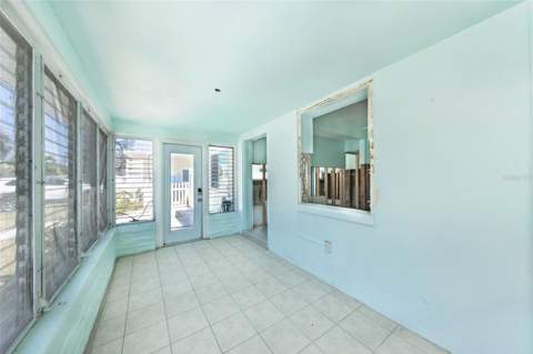 875 Bruce Avenue, Clearwater FL - photo 8 of 34