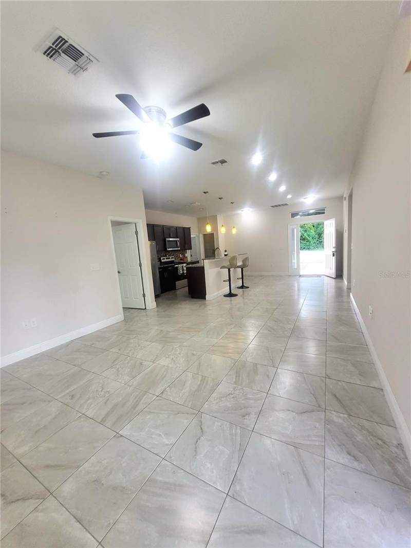 3 bedroom Single Family Residence at 586 Geraldine Drive, Deltona Lakes Unit 04, Deltona — photo 5