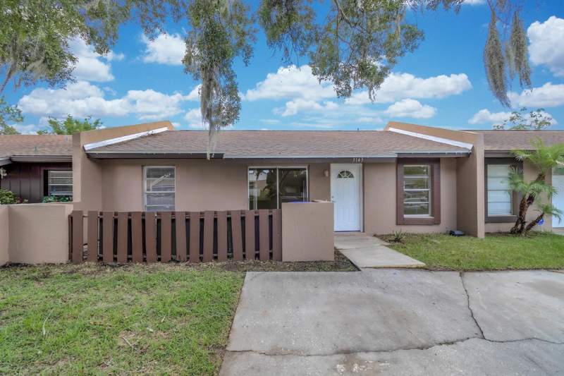 3 bedroom Single Family Residence at 3143 Stonecastle Road, Royal Manor Villas, Orlando — photo 2