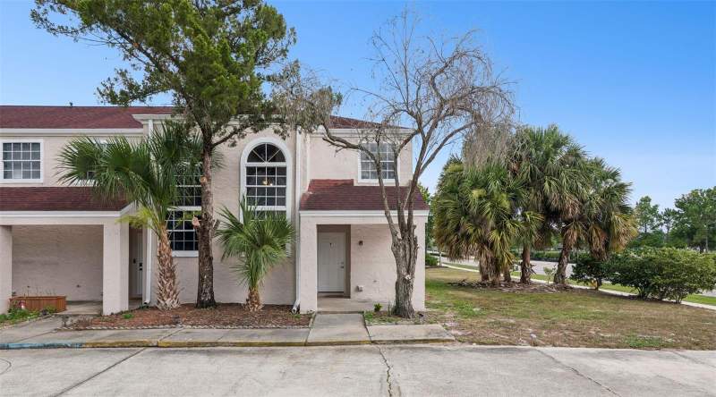 2 bedroom Townhouse at 214 Majors Lane #F, Jazsam Twnhms, Kissimmee — photo 3