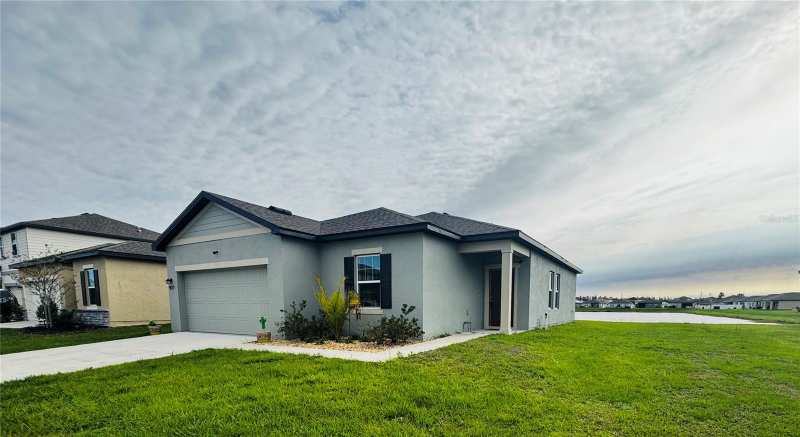 3 bedroom Single Family Residence at 927 Kelly Fern Loop, South Haven, Ruskin — photo 1