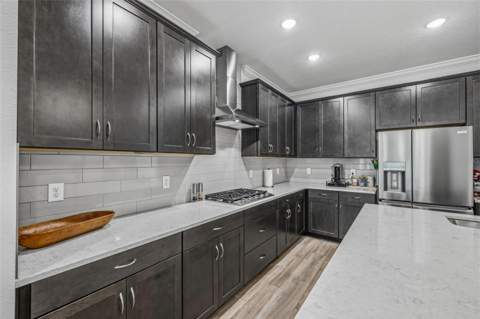 1065 Signet Drive, Apollo Beach FL - photo 12 of 56