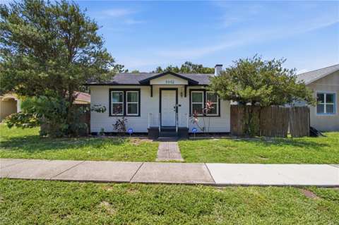 5552 Crissman Drive, home for sale in St. Petersburg 33714