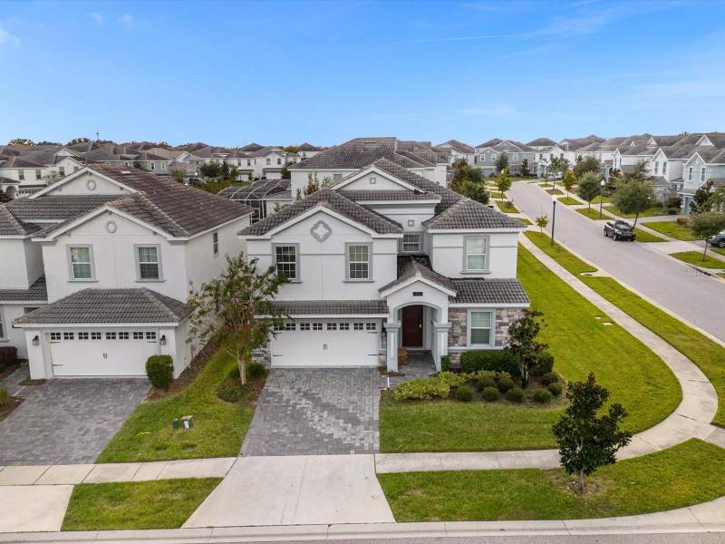 8 bedroom Single Family Residence at 1516 Flange Drive, Stoneybrook South Ph J-2 & J-3, Davenport — photo 2