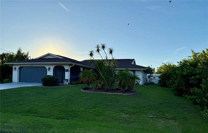 3 bedroom Single Family Residence at 4469 Joseph Street, Port Charlotte Sec 044, Port Charlotte — photo 2