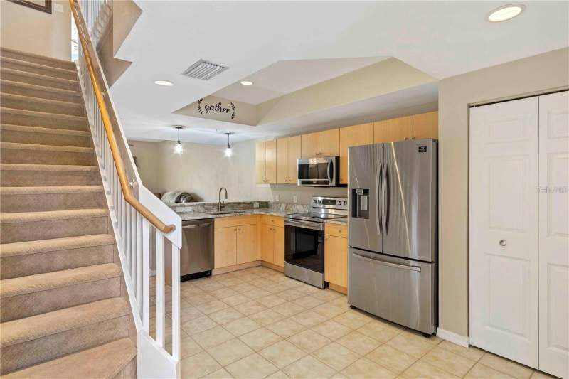2 bedroom Townhouse at 1186 Rio De Janeiro Avenue #104, Townhomes Deep Creek Tr A, Punta Gorda — photo 3