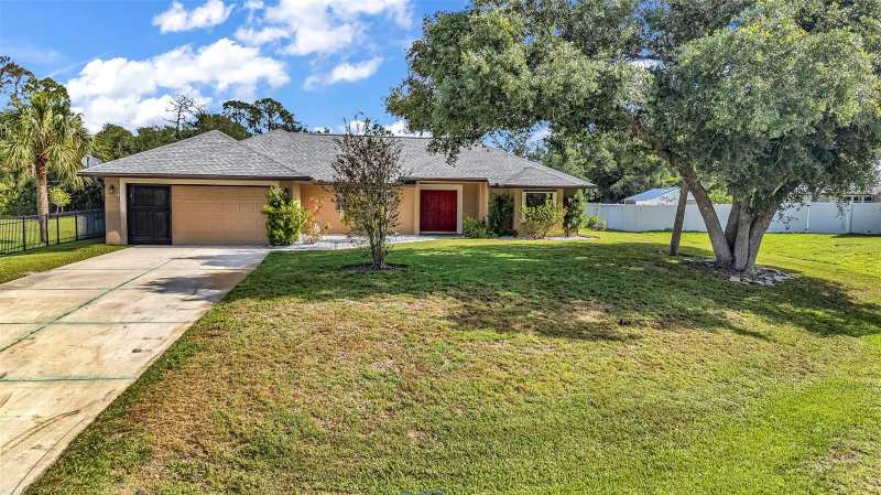 3 bedroom Single Family Residence at 2338 Kelsey Court, Port Charlotte Sub 49, North Port — photo 1
