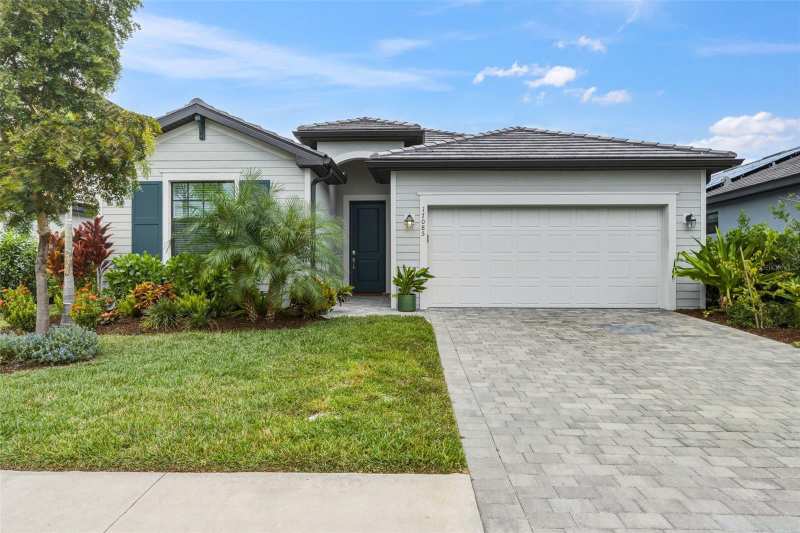 4 bedroom Single Family Residence at 17085 Luminous Avenue, Lakespur/Wellen Park, Venice — photo 1