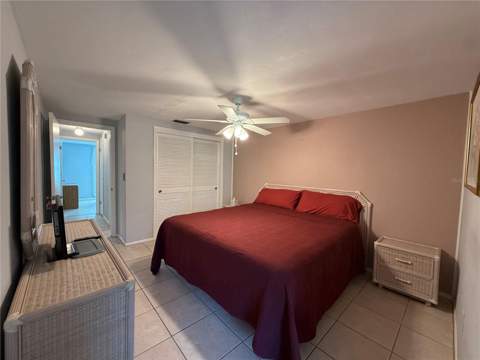 4303 Summersun Drive, New Port Richey FL - photo 13 of 39