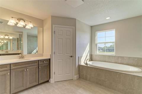 33882 Twilight Sea Place, Dade City FL - photo 8 of 50