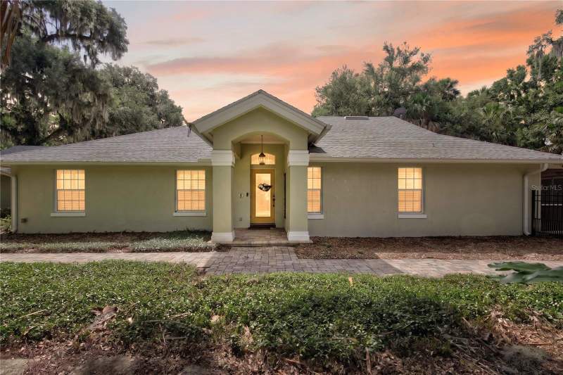 3 bedroom Single Family Residence at 16720 Beauclaire Ct, Lake Beauclaire Sub, Tavares — photo 2