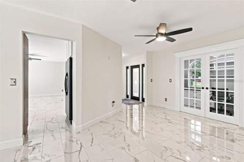 7233 Woodbrook Drive, Tampa FL - photo 9 of 57