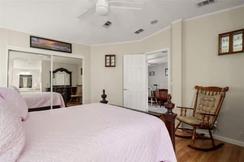 116 Mount Isle Avenue #116, St Petersburg FL - photo 21 of 36