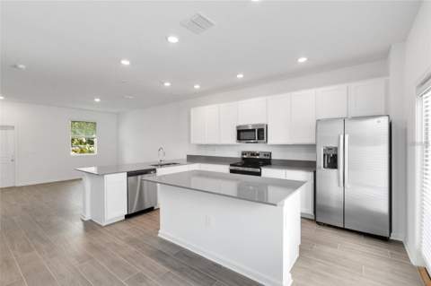 10540 Tribute Drive, Winter Garden FL - photo 8 of 33