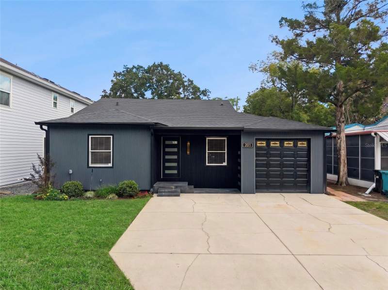 4 bedroom Single Family Residence at 201 E MURIEL STREET, PENNSYLVANIA HEIGHTS, ORLANDO — photo 2