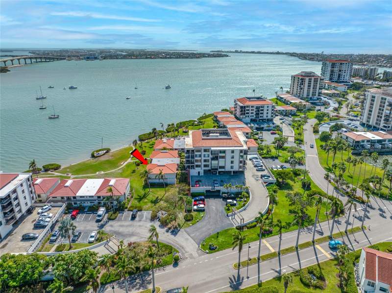 Bahia Del Mar