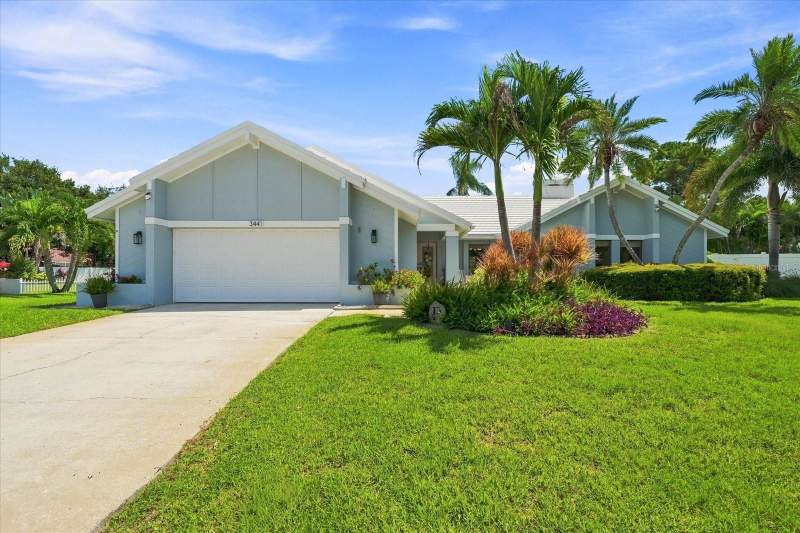 4 bedroom Single Family Residence at 3441 Hinsdale Court, Wynwoods Landing, Clearwater — photo 2