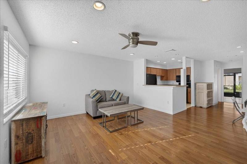 1 bedroom Villa at 670 Green Valley Road #F4, Green Valley Estates Unit Two, Palm Harbor — photo 2