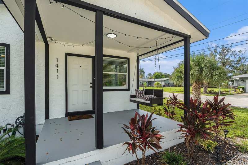 2 bedroom Single Family Residence at 1411 S Madison Avenue, Duncans A H Resub, Clearwater — photo 1