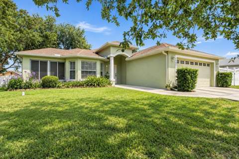 7195 Toledo Road, pool for sale in Spring Hill
