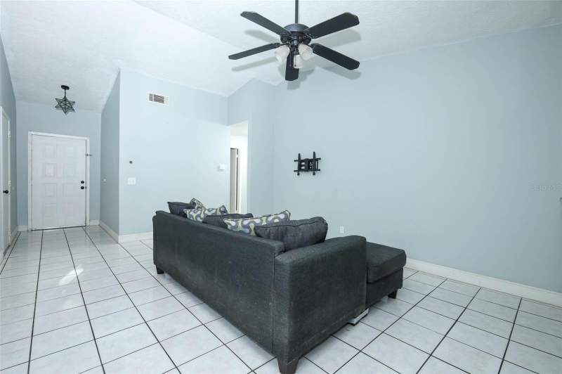3 bedroom Villa at 148 Sabal Palm Court, Hidden Lake Villas Ph 3, Sanford — photo 4