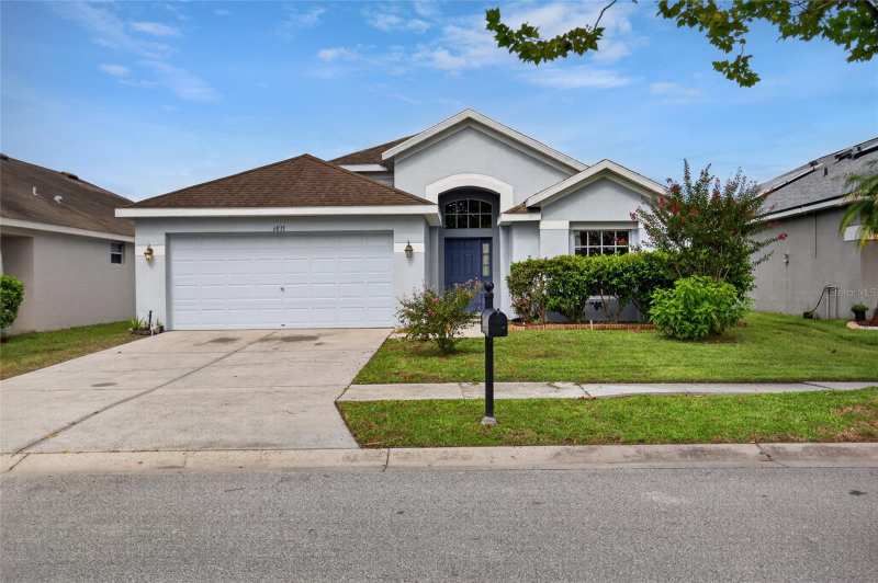 3 bedroom Single Family Residence at 6833 Runner Oak Drive, Oak Creek Ph 1, Zephyrhills — photo 1