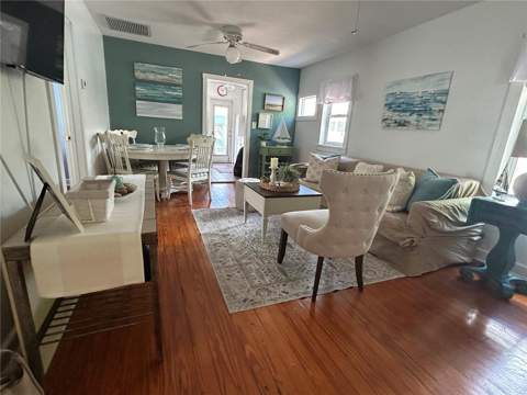 2907 Clinton Street, Gulfport FL - photo 8 of 22