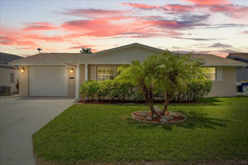 3 bedroom Single Family Residence at 4933 Shell Stream Boulevard, Flor A Mar, New Port Richey — photo 1