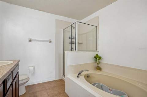 1329 Heritage Commons Drive, Winter Springs FL - photo 20 of 40