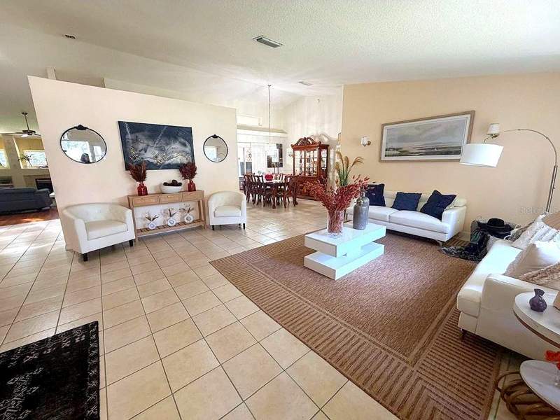 3 bedroom Single Family Residence at 26912 Becker Court, Highland Lakes Ph 02C, Leesburg — photo 4