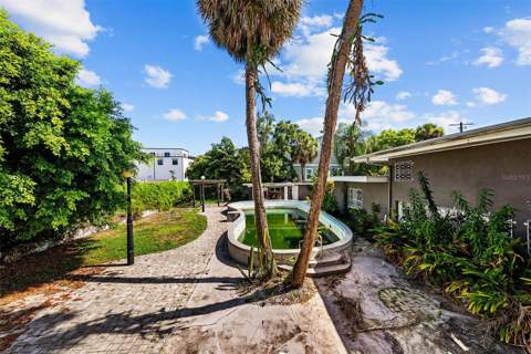 211 S Shore Crest Drive, Tampa FL - photo 10 of 16