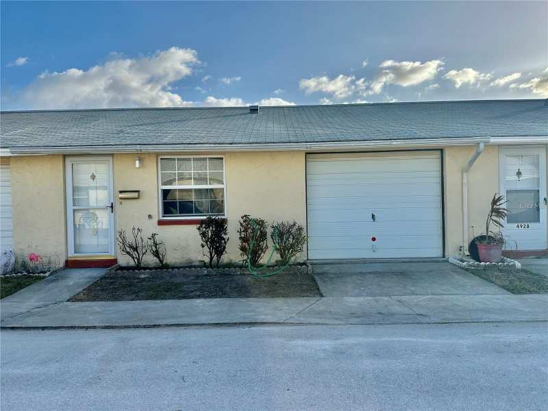 2 bedroom Villa at 4930 Getner Street, New Port Colony 07 Way, New Port Richey — photo 1