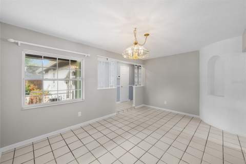7002 Applewood Court, Tampa FL - photo 10 of 66